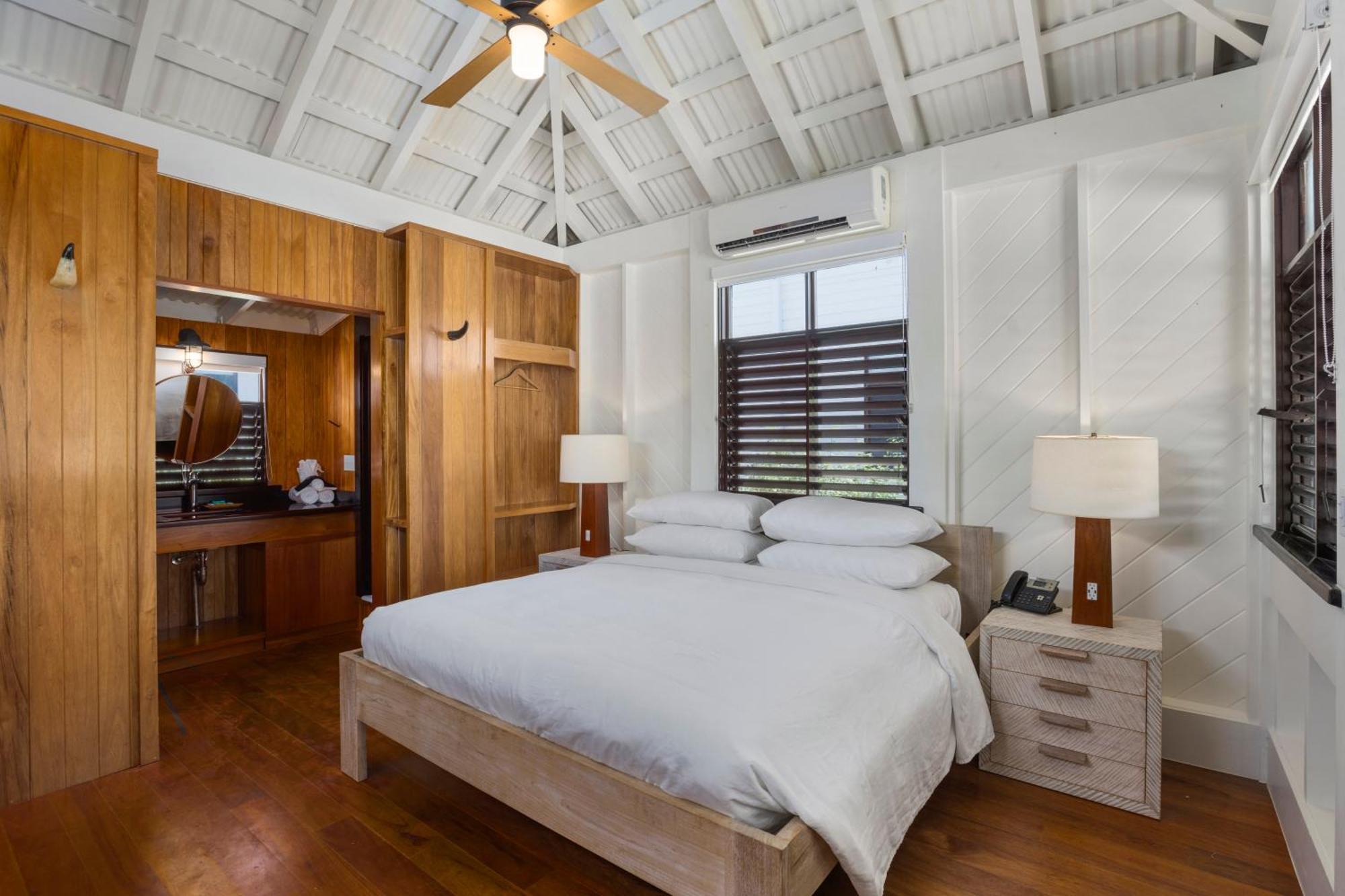 סן פדרו Mahogany Bay Resort And Beach Club, Curio Collection מראה חיצוני תמונה