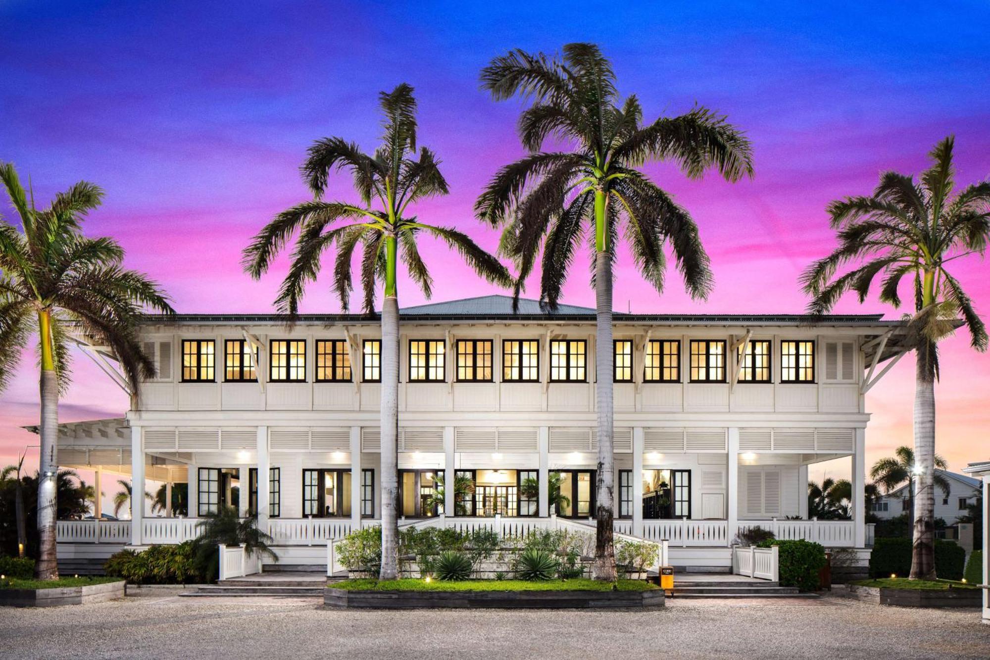 סן פדרו Mahogany Bay Resort And Beach Club, Curio Collection מראה חיצוני תמונה